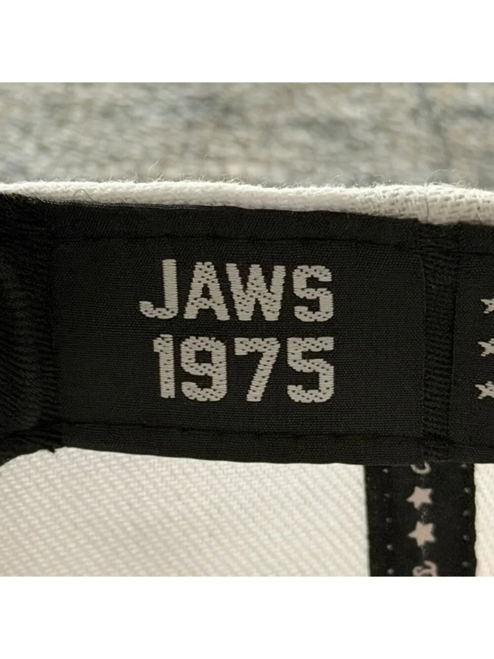 Headgear Classics Jaws Movie Snapback Hat Men's Adjustable White Red Splatter